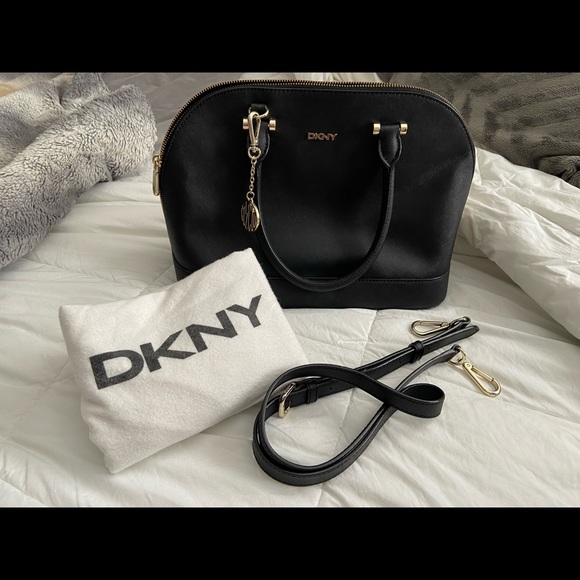 DKNY Purse - Picture 1 of 4